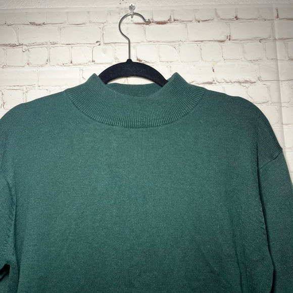 Casual Corner Mock Neck Long Sleeve Sweater Dark Green Size Medium - Picture 2 of 4